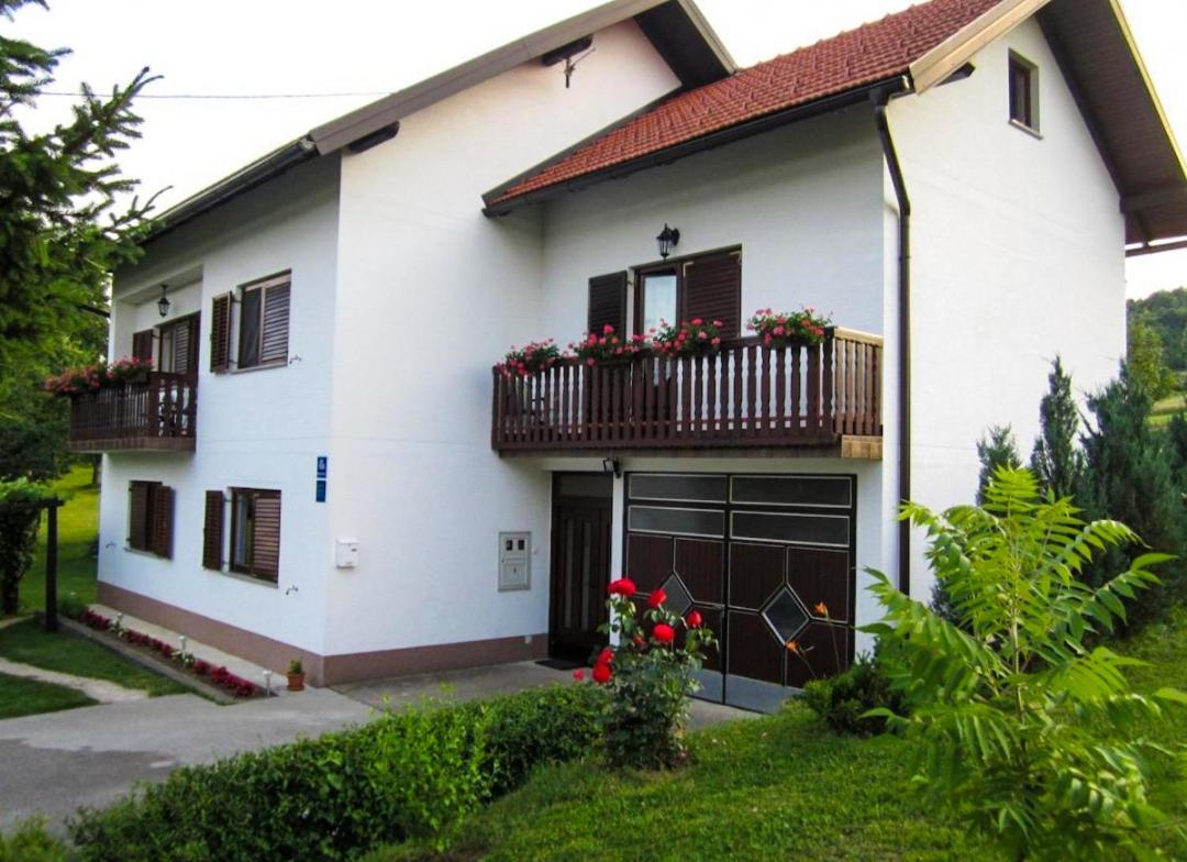 Apartment & Room Monika Rakovica Exterior foto